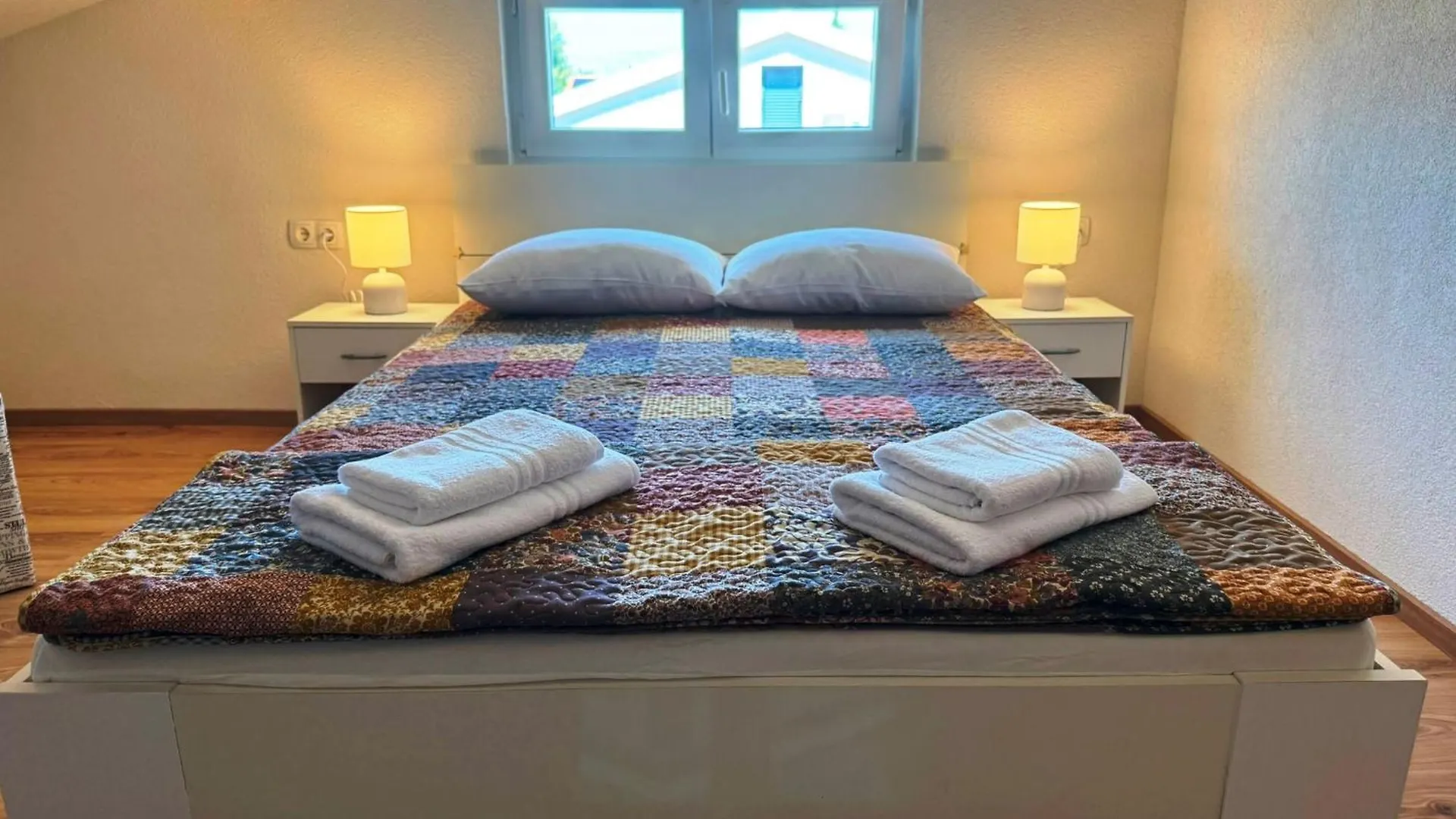 Apartman Luna Sabunike Privlaka  Croazia
